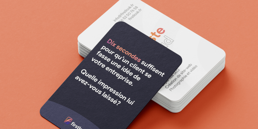 free_rounded_business_card_mockup_5copie1